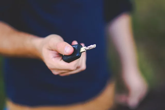 Comment devenir expert en programmation de clé voiture ?